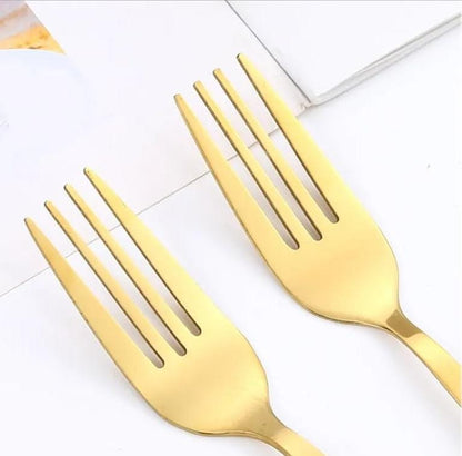 SET DE CUBIERTOS DE ACERO INOXIDABLE